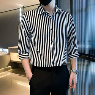 Light Cooked Style Shirt For Men With Black And White Stripes Phosgene