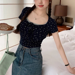 Gentle Design Sense Niche Pure Desire Lace-up Square Collar Short Sleeve T-shirt Female Summer New Floral Short Bottoming Top Phosgene