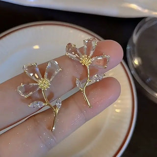 Japanese And Korean Gentle Super Immortal Flower Zircon Earrings With Small And Fresh Forest Series High Grade Earrings Phosgene