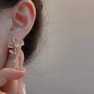 Japanese And Korean Gentle Super Immortal Flower Zircon Earrings With Small And Fresh Forest Series High Grade Earrings Phosgene