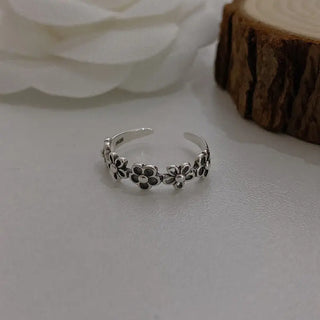 S925 Sterling Silver Hollow Flower Ring Fashionable Simple Adjustable Diamond Ring Phosgene